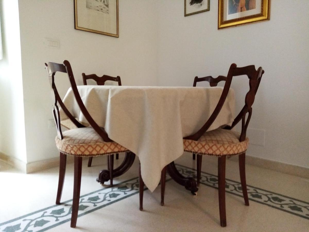 Bed and Breakfast Dimora Storica Le Perle Lecce Exterior foto