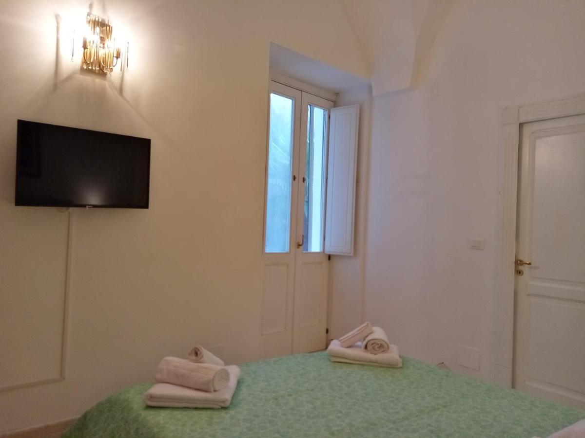 Bed and Breakfast Dimora Storica Le Perle Lecce Exterior foto