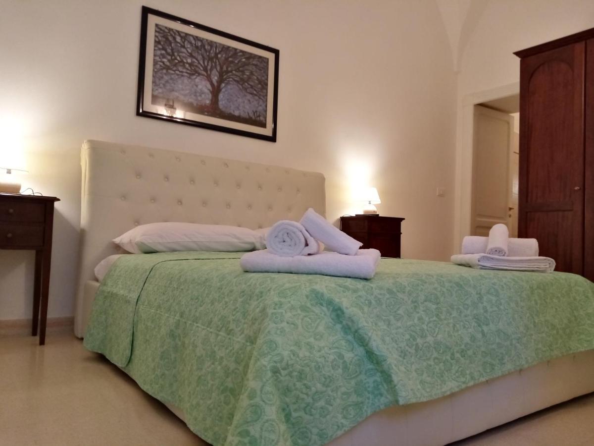 Bed and Breakfast Dimora Storica Le Perle Lecce Exterior foto